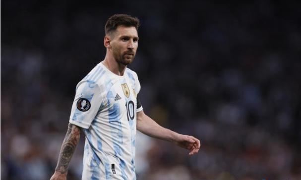 贯彻四中全会精神一线见闻｜城里赶大集&#32;新风入万家